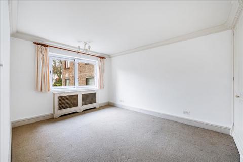 2 bedroom flat for sale, Kent Gardens, Ealing, W13