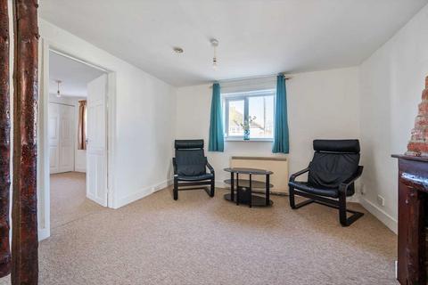 1 bedroom apartment for sale - Andover Road, Ludgershall