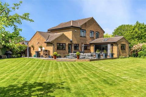3 Cedar Ridge, Hyde Heath, Amersham, HP6 5SF