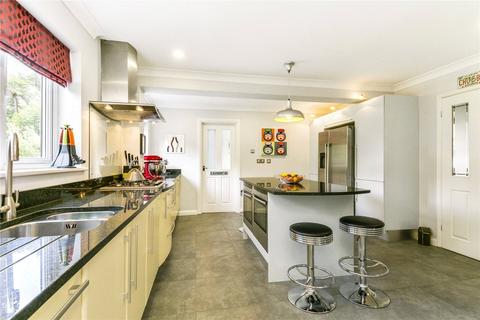 3 Cedar Ridge, Hyde Heath, Amersham, HP6 5SF
