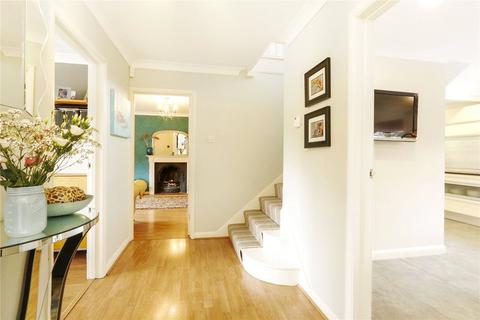 3 Cedar Ridge, Hyde Heath, Amersham, HP6 5SF