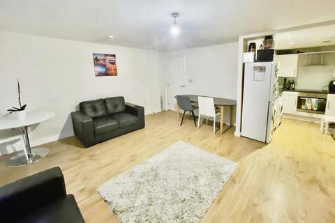 2 bedroom flat to rent, Concord Street, Leeds, West Yorkshire, LS2