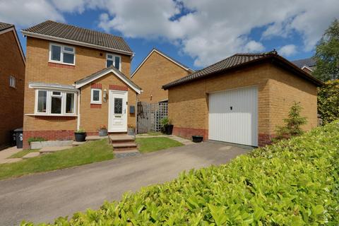 3 bedroom detached house for sale, Sabrina Way, Lydney, Gloucestershire. GL15 5NZ