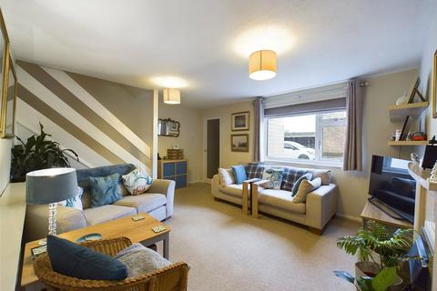 23 Amberley Close, Worcester, WR4 9XB