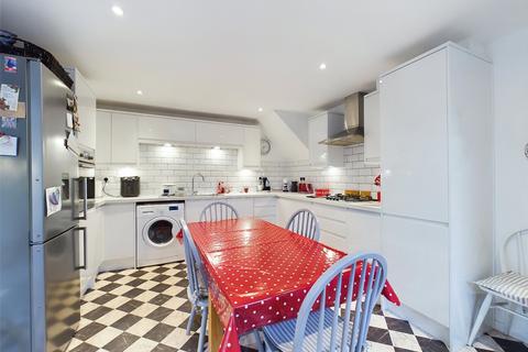 23 Amberley Close, Worcester, WR4 9XB