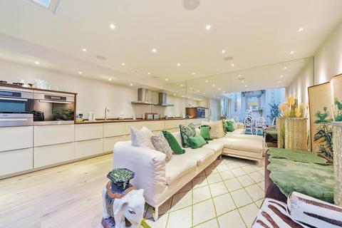 3 bedroom terraced house for sale - Victoria Grove Mews,  London,  W2