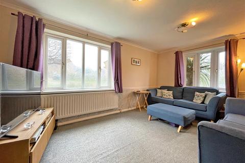 4 bedroom detached house for sale, Wrenbury Road, Northampton, Northamptonshire, NN5 6HB