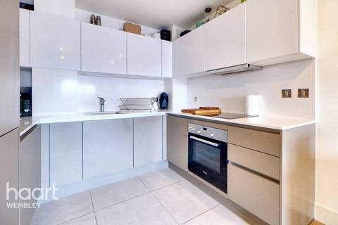 1 bedroom flat for sale, Engineers Way, Wembley