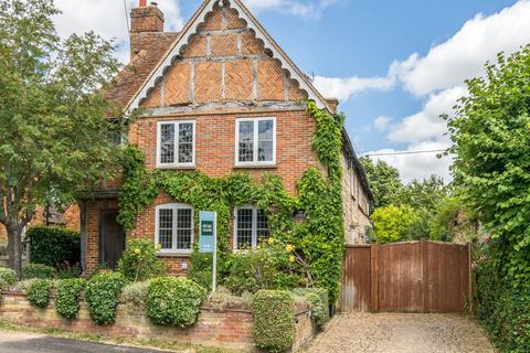 4 bedroom detached house for sale, Ford Road, Dinton, Buckinghamshire, HP17