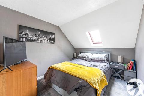 52 Beacon Drive, Bean, Dartford, DA2 8BG