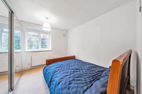 24 Ashdown Way, London, SW17 7TH