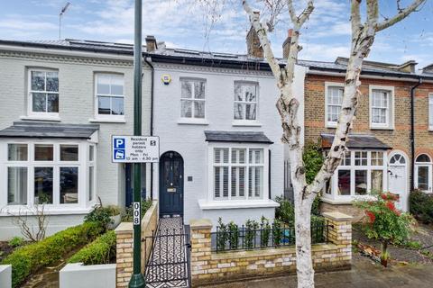 69 South Western Road, Twickenham, TW1 1LG