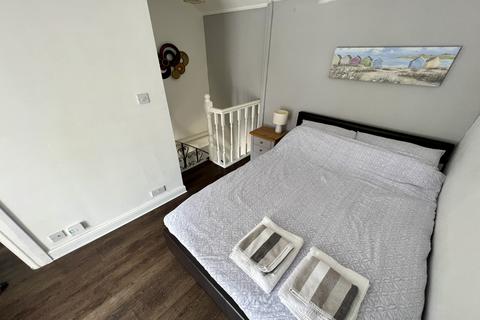 1 bedroom mews for sale, Swansea, Swansea SA3