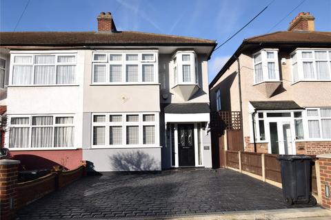 39 Jarrow Road, Romford, RM6 5RH