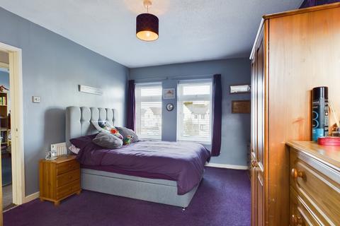 204 Linden Road, Gloucester, GL1 5JD