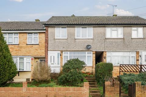 81 Highfield Road, Romford, RM5 3AE