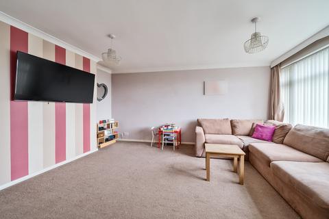 81 Highfield Road, Romford, RM5 3AE