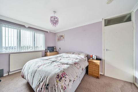 81 Highfield Road, Romford, RM5 3AE