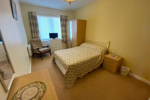 2 bedroom apartment for sale, 104 Sienna Court, Chadderton