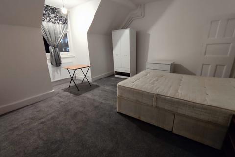 4 bedroom maisonette to rent - East India Dock Road, London E14