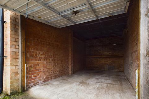 Garage to rent, Chartwell Road, Hereford HR1