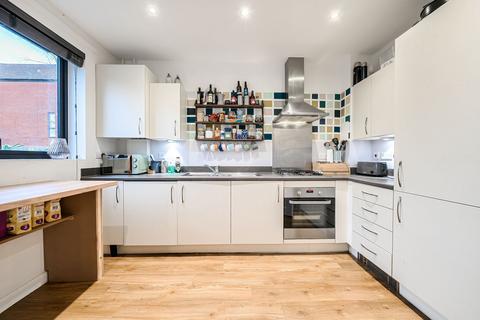 3 Mckenzie Close, Coulsdon, CR5 3GQ