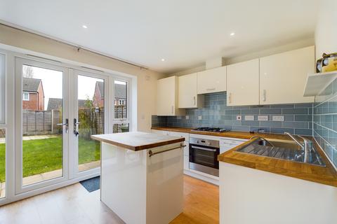 2 bedroom semi-detached house to rent, Mantella Drive, Hereford HR1