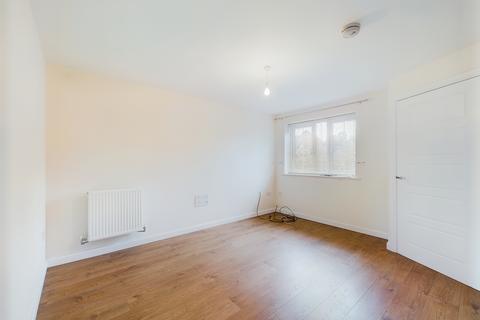 2 bedroom semi-detached house to rent, Mantella Drive, Hereford HR1