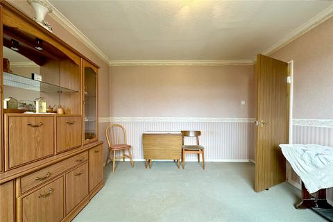 15 Charingworth Road, Solihull, B92 8HZ