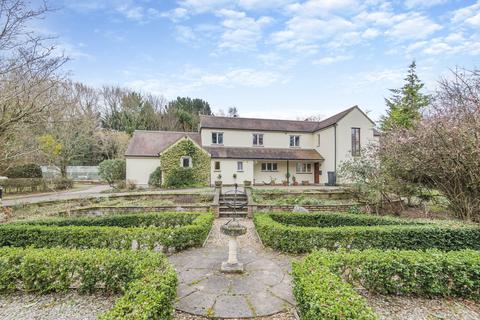 Newent - 6 bedroom detached house for sale