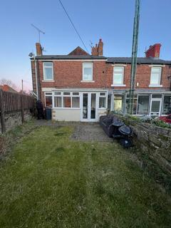 2 bedroom terraced house to rent, West Street, Hoyland S74