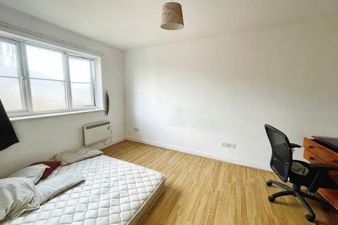 2 bedroom flat for sale, Wilmslow Road, Manchester, Greater Manchester, M20