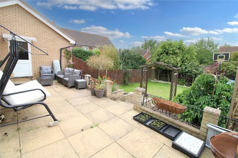 3 bedroom detached house for sale - Long Avenue, Saxmundham, Suffolk, IP17