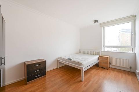 3 bedroom maisonette for sale, The Quarterdeck, Canary Wharf, London, E14