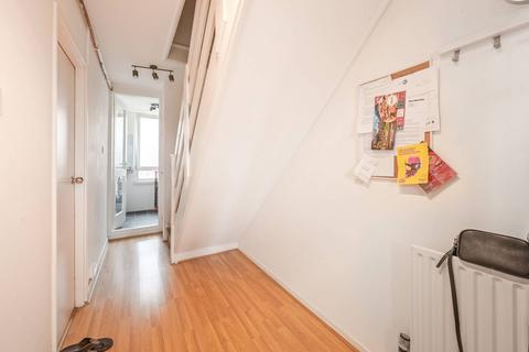 97 The Quarterdeck, London, E14 8SH