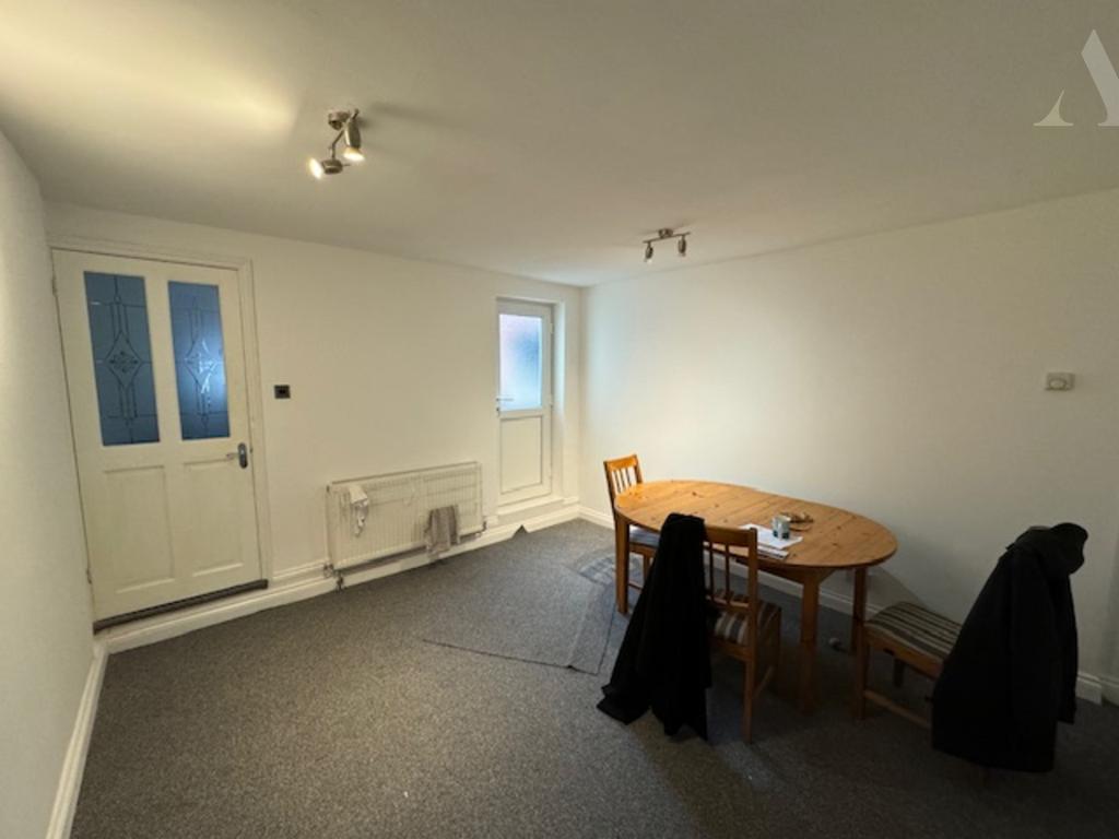 127 st margarets reception room 2
