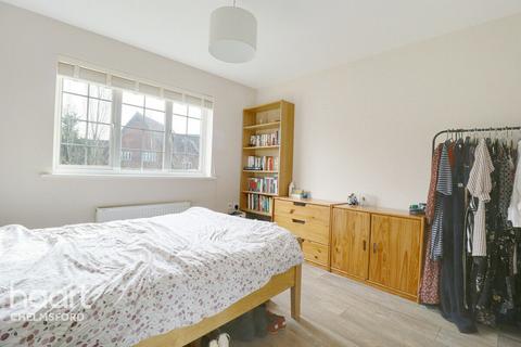 2 bedroom flat for sale, Chelmer Road, Chelmsford