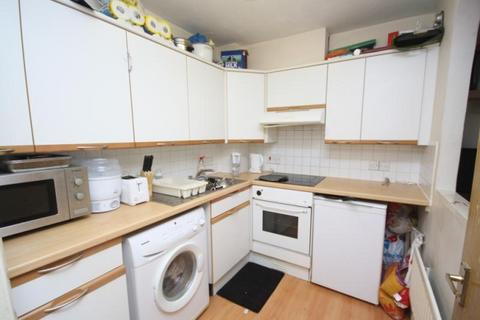 1 bedroom apartment to rent, Farnham Road, Guildford, Surrey, GU2