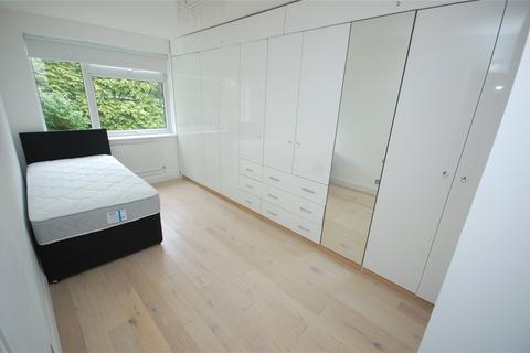 3 bedroom apartment for sale, Hendon Lane, London, N3