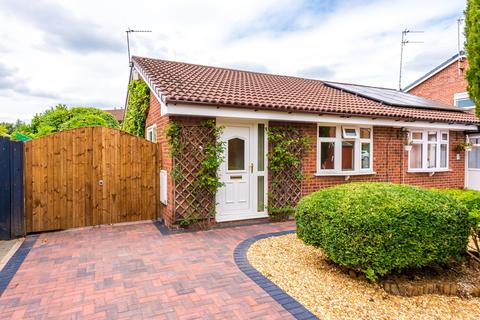 2 bedroom semi-detached bungalow for sale, Coldstream Close, Warrington, WA2