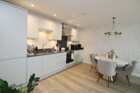 2 bedroom flat for sale, One, High Street, Egham, Surrey, TW20