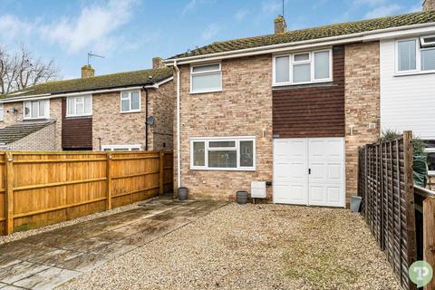 8 Hampden Close, Chalgrove, Oxford, OX44 7SB