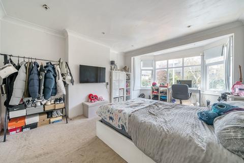 49 Rafford Way, Bromley, BR1 3EN