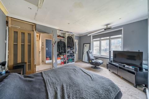 49 Rafford Way, Bromley, BR1 3EN