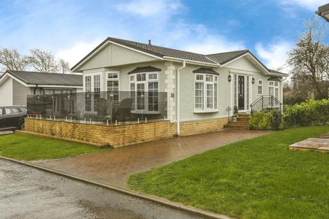 2 bedroom park home for sale, Ipswich, Suffolk, IP9