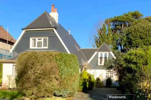 East Cliff Way, Christchurch, BH23