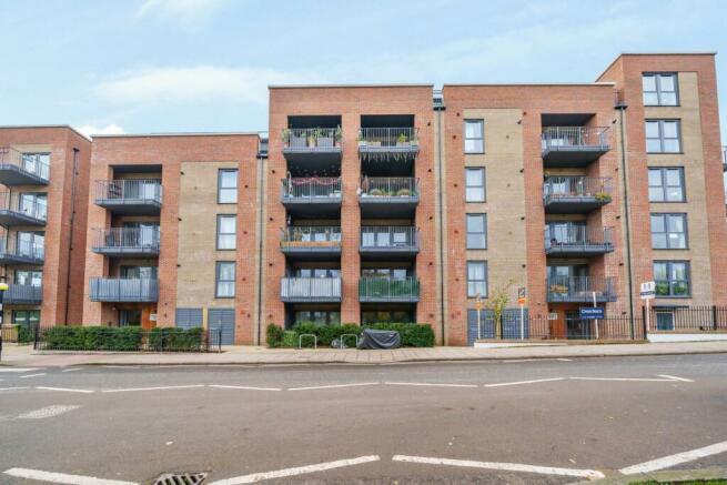 Havelock Road Southall London 1 Bed Flat £230 000