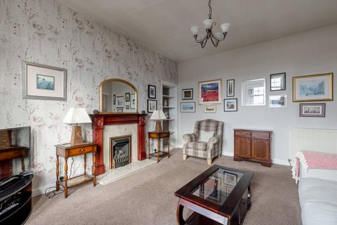 40 Craigs Road, Edinburgh, EH12 8EN