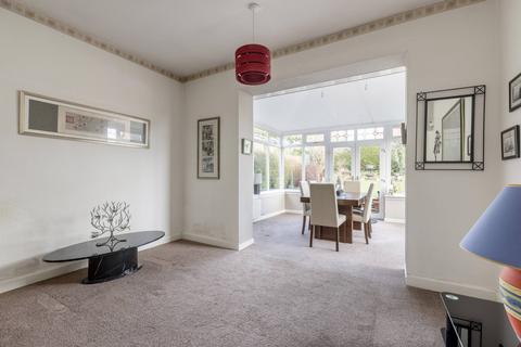 40 Craigs Road, Edinburgh, EH12 8EN
