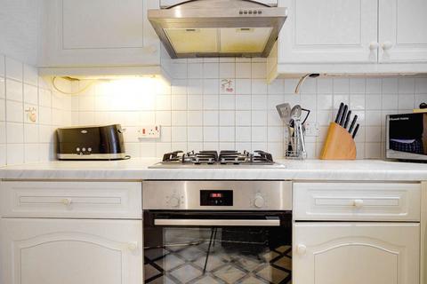 22 Abbotsmead Place, Caversham, Reading, RG4 8BB